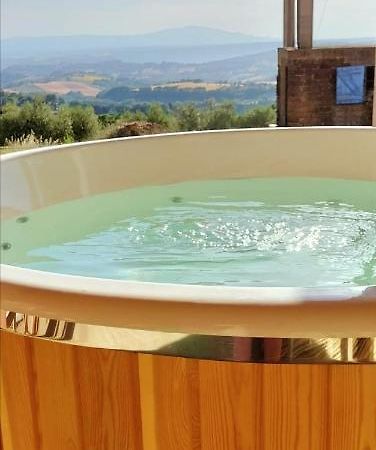 Calvi dellʼ Umbria Tramonti E Valli מראה חיצוני תמונה
