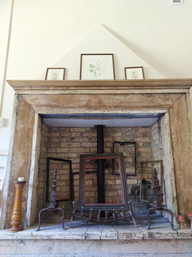 Calvi dellʼ Umbria Tramonti E Valli מראה חיצוני תמונה