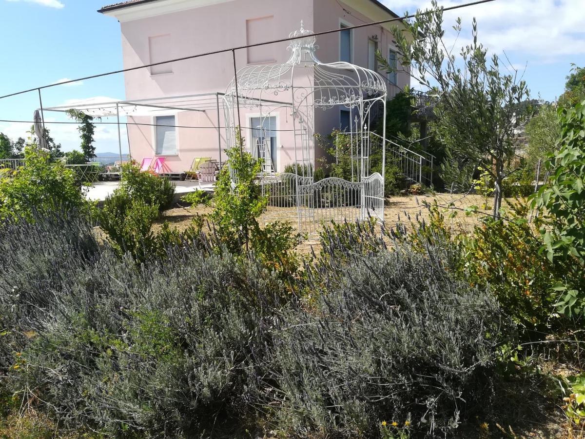 Calvi dellʼ Umbria Tramonti E Valli מראה חיצוני תמונה