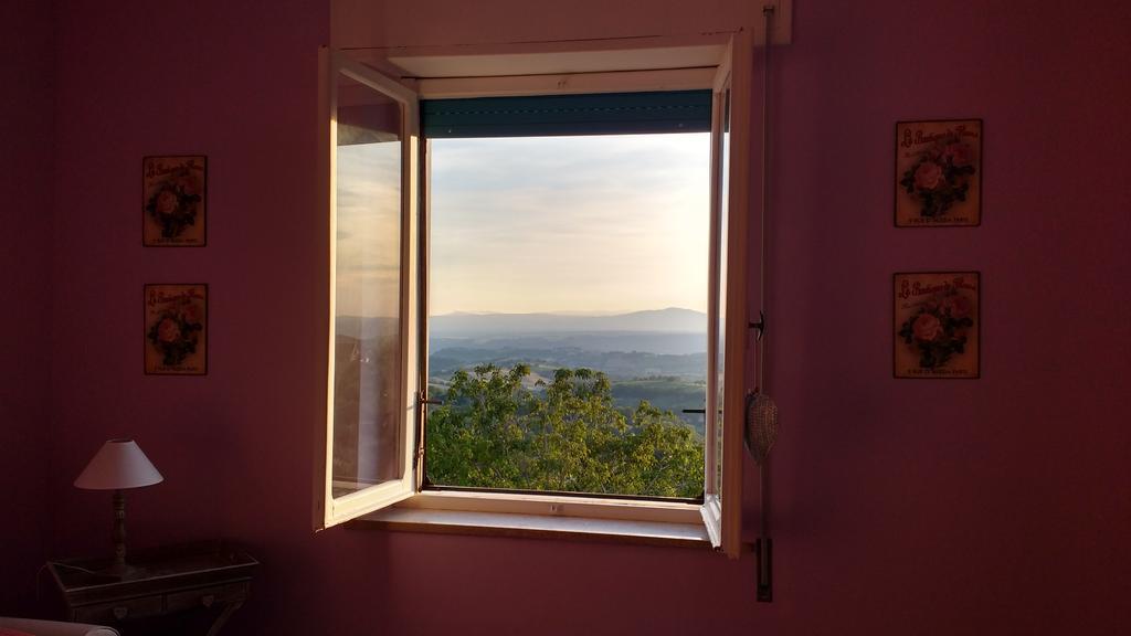 Calvi dellʼ Umbria Tramonti E Valli מראה חיצוני תמונה